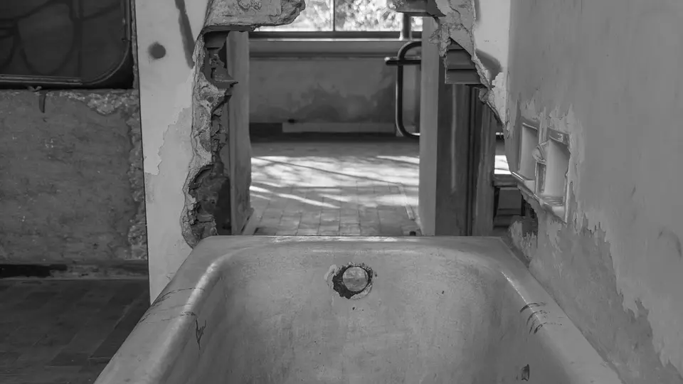 Bathtub-Removal--in-Virginia-Beach-Virginia-Bathtub-Removal-3991770-image